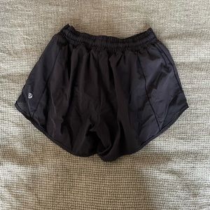 Hotty Hot Low-Rise Lined Short 2.5"